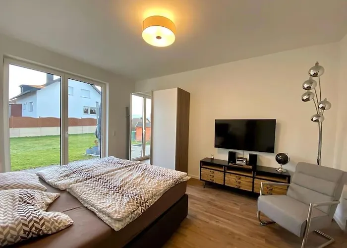 Schoene 1-zimmer Mit Boxspringbett & Kueche Mechernich