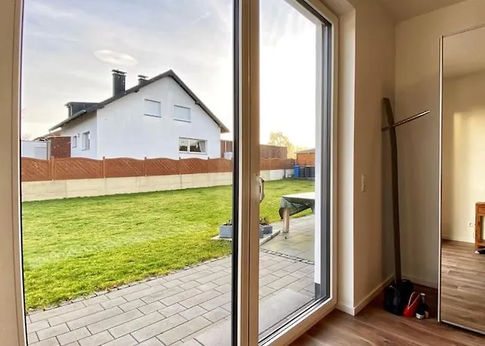 Apartament Schoene 1-zimmer Mit Boxspringbett & Kueche *