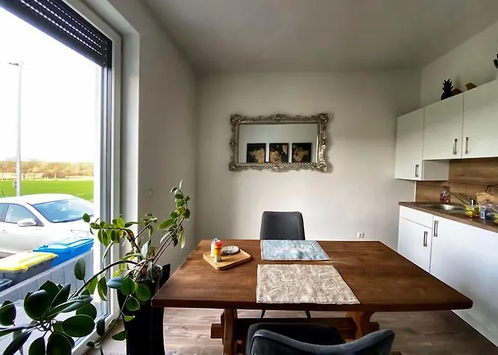 Schoene 1-zimmer Mit Boxspringbett & Kueche Mechernich